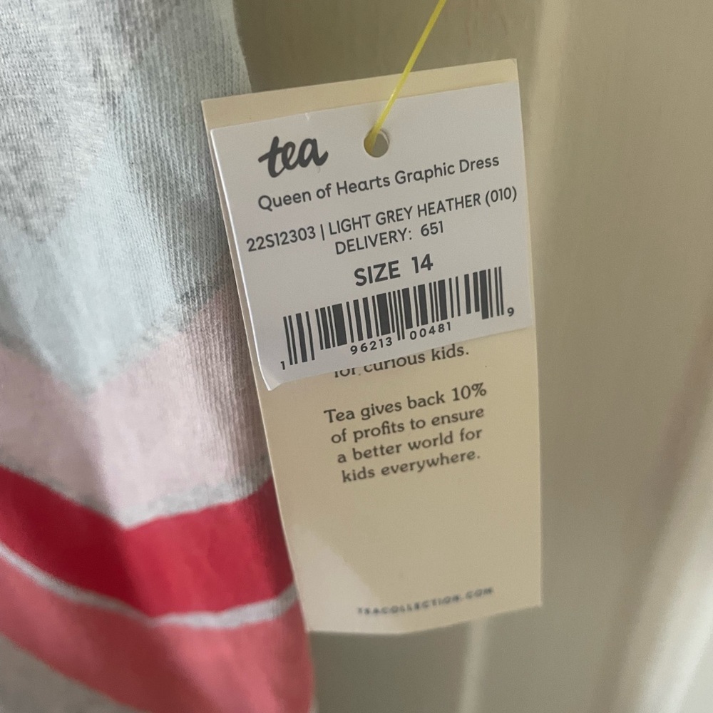 NWT Tea Queen of Hearts Graphic Dress - Picture 4 of 9